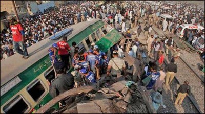 Initial report of Karachi Train Accident