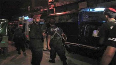 Karachi police raids in several areas, arrest 4