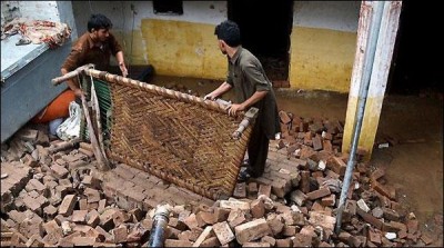 Abbottabad: 3 dead children killed as roof collapses