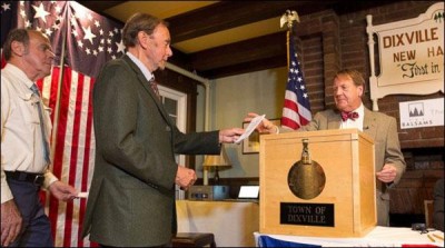 2 vote lead over Hillary Trump nyuhymsayr village