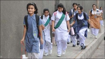 Iqbal announced holiday in educational institutions of Sindh