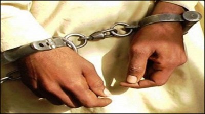 Karachi police arrest 2 suspects in operations, arms recovered