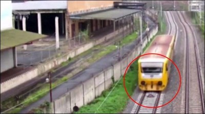 Czech Republic 2 young lay railway track