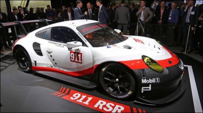 Annual International Auto Show in Los Angeles festival set up