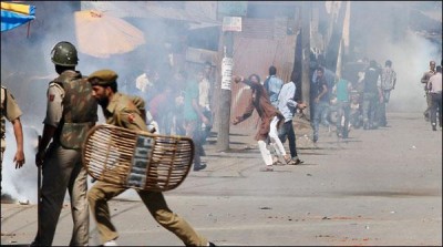 Tension in Kashmir, the demonstration today`