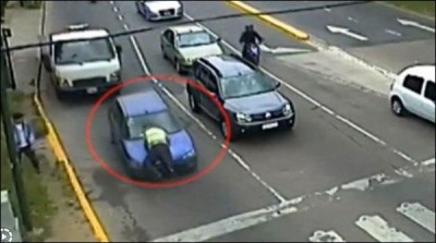 Argentina dangerous to try to catch the female driver injured