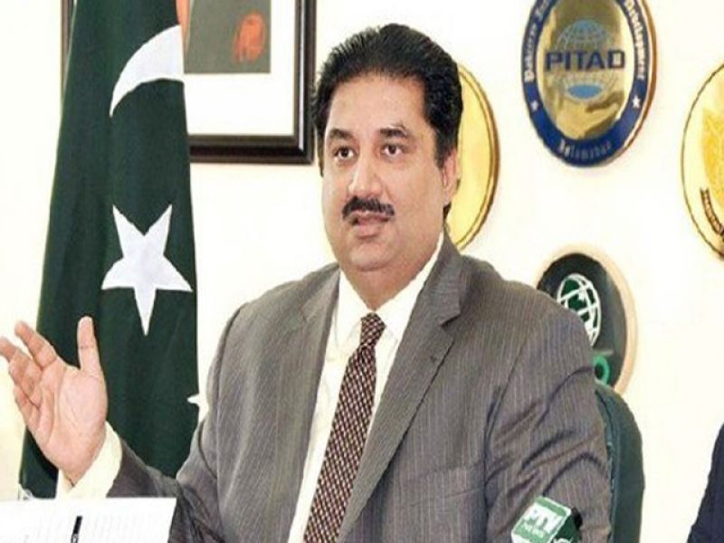 Khurram Dastgeer Khan, Federal Minister for Trade and Industry