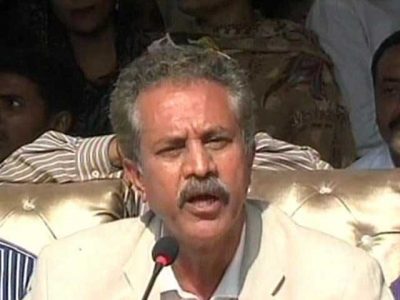 Mayor Karachi vowing for rights of govt