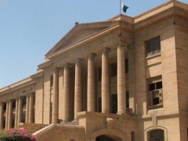 The public sale of alcohol in the province and the government is asleep, the High Court