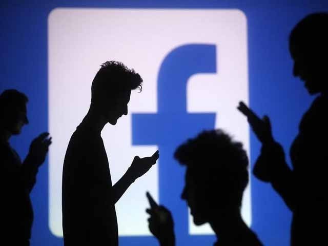 فیس بک کا ٹرمپ کو مسلمانوں کی فہرستیں بنانے میں مدد فراہم دینے سے انکار