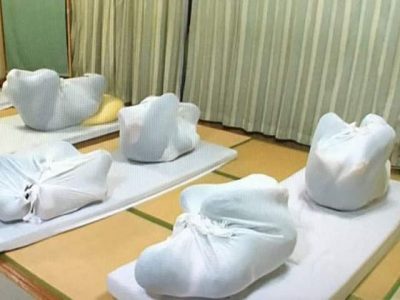 Bizarre patient treatment in closed interconnected in Japan