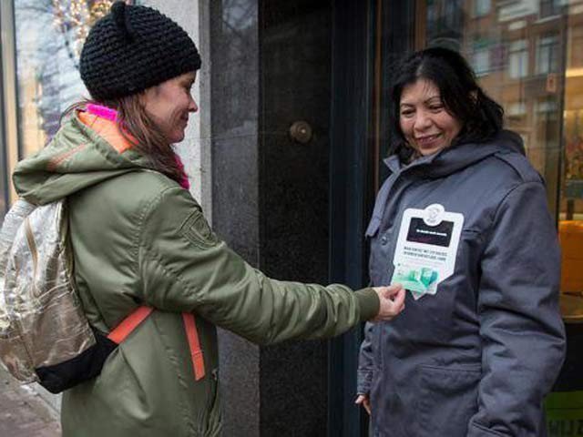 Introducing credit card jacket for beggars in the Netherlands