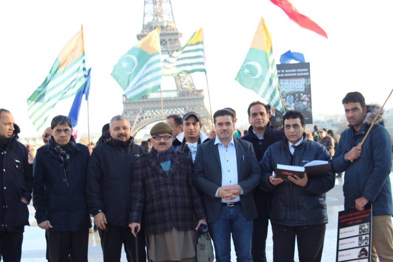Million Signature Campaign In Paris For Kashmir 