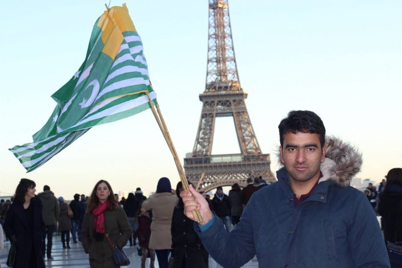 Million Signature Campaign In Paris For Kashmir 