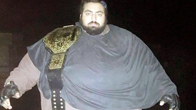 Mardan, throat, Khadr claimed to be the strongest man alive