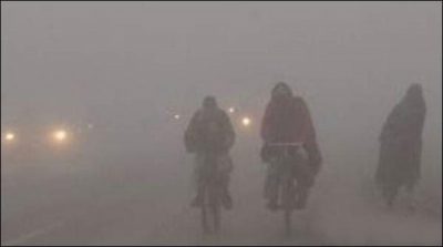 Fog in many areas of Punjab and Sindh
