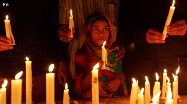 Lahore: In the Cathedral Church prayers for APS Martyrs