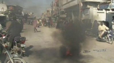 Burglary 8 stores in Orangi Town