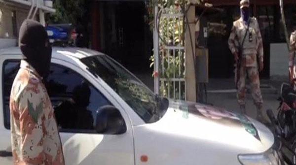 Karachi: Rangers raid at the offices of close partner of Zardari