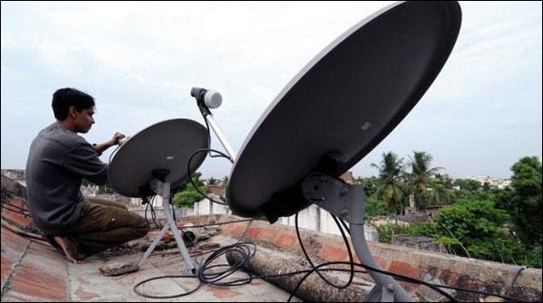 Bans auction of DTH licenses