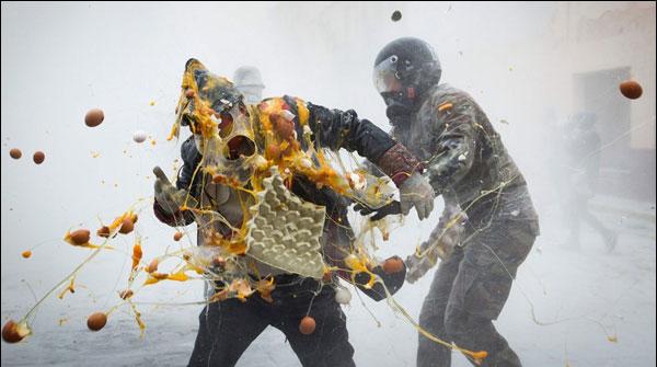 Annual Floor Fight Festival in Spain