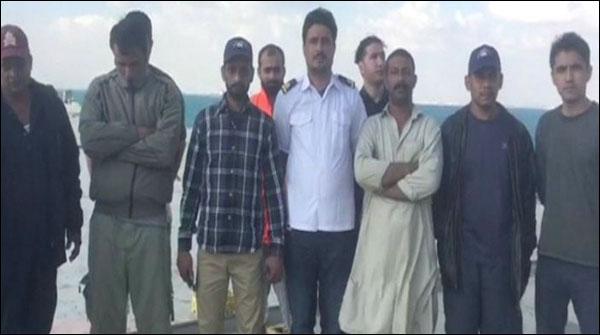 Supply food items to Pakistanis stranded in Egypt