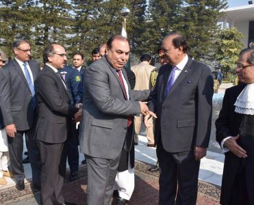EX-PRESIDENT PML N, FRANCE, JAVED AKHTAR BUTT, MEETING PRESIDENT OF PAKISTAN MAMNOON HUSSAIN