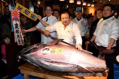 Japan: restaurant bought six hundred thirty thousand dollars tuna fish -