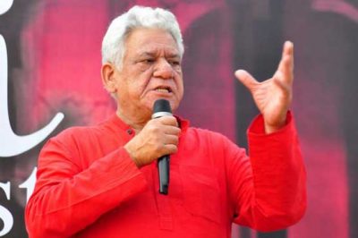 Om puri said in front of the media always right of Pakistan