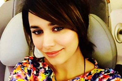 Model Girl Ayan could not the desire to go abroad