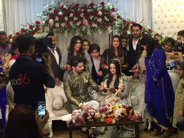 Famous actor couple took Mangi, charming photos released