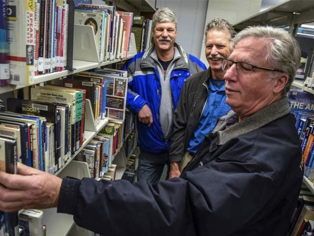 The Americans citizen returned the books to the library after 40 years