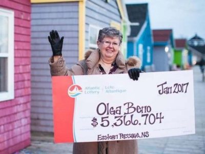 Women see lottery numbers in her dream in Canada and won 53 million dollar