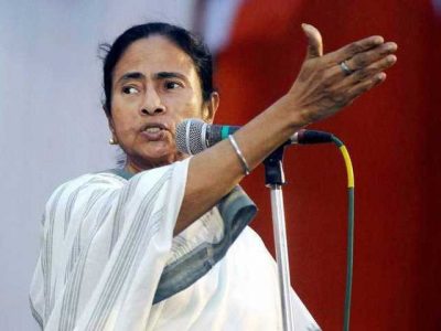 Modi eats a plate so that the hole, Mamata Banerjee