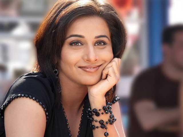 Vidya Balan refuses to play the role of the Muslim poet fear of Hindu extremists