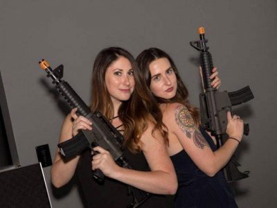 Crossfire till to get receive food in American restaurants