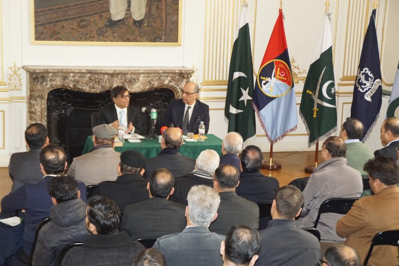 Chairman OPF Board of Governors meet notables of Pakistani Community in Paris
