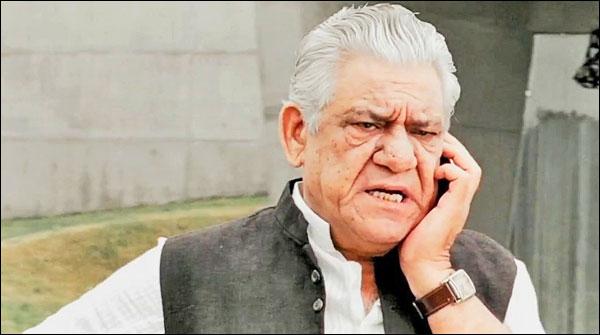Om Puri express his love with Pakistan in India
