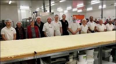 Australia, set the record of 804 kg Vanilla Slice