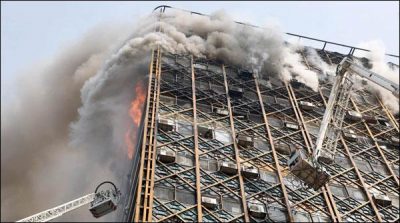 Iran, a building destroyed from fire, killing 40 firefighters