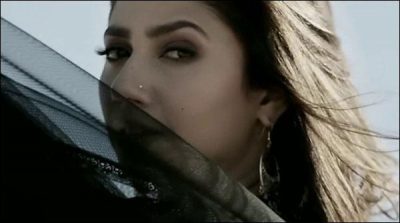 Released video of the new song of Raees