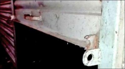 Karachi: Locks breaking and robbery incidents rose shops