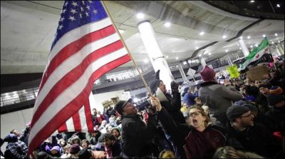 Authorization of visa and green card holders to enter the US