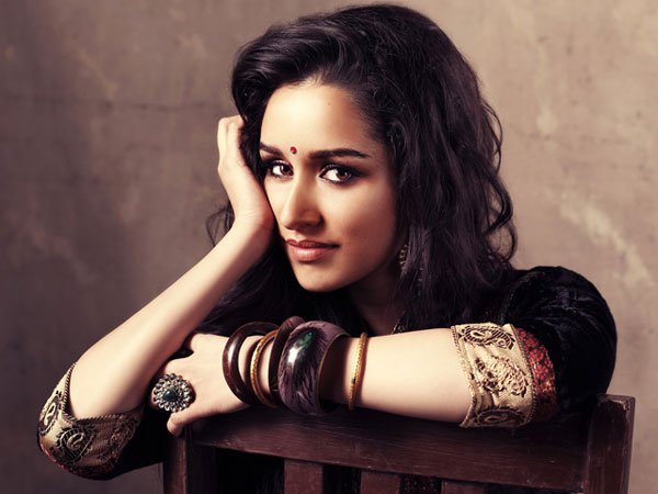 Shraddha Kapoor difficult to identify the photos without make-up