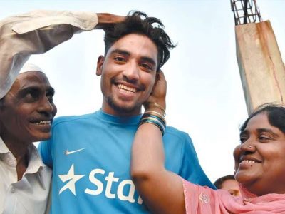 MUHAMMMAD, SARAJ, SELECTED, FOR, SUN RISERS, HAIDERABAD, IN, 2 BILLIONS, AND, SIX, LACS, HE, STARTED, HIS, CARRIER, WITH, FIVE, HINDERED, RUPEES