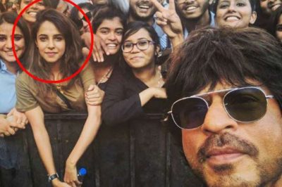 who is the girl with Shah Rukh looking in the selfie? To know