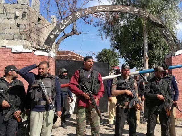 TUNGI, CHARSADA, COURT, BLAST, THREE, SUSPECT, FACILITATORS, OF, TERORISTS, ARREST