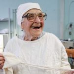The 89-year-old surgeon to perform four operations daily
