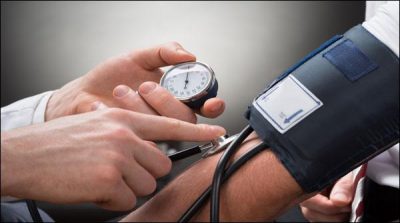Blood pressure is greater than the risk of kidney failure