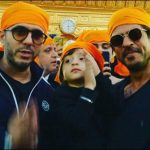 Film 'Raees' success, SRK visit Golden Temple